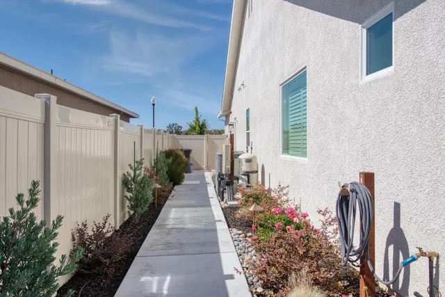 $1,250,000 | 2101 Via Prego, Oakdale, CA 95361