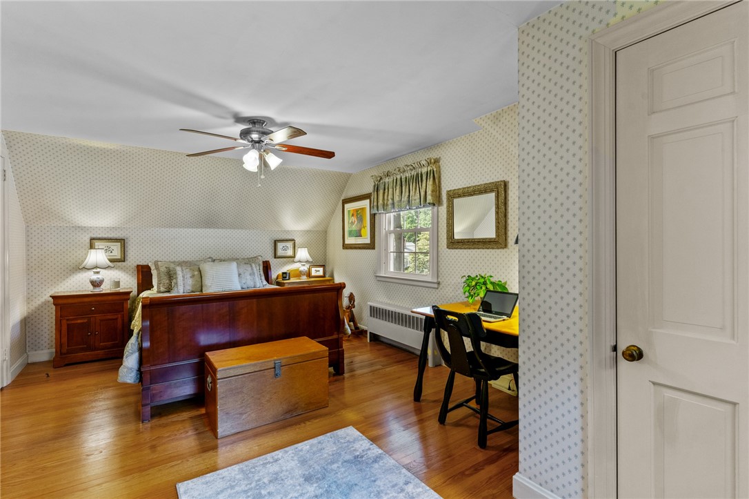 180 Lansdowne Road Warwick, RI 02888 - Photo 26 of 50