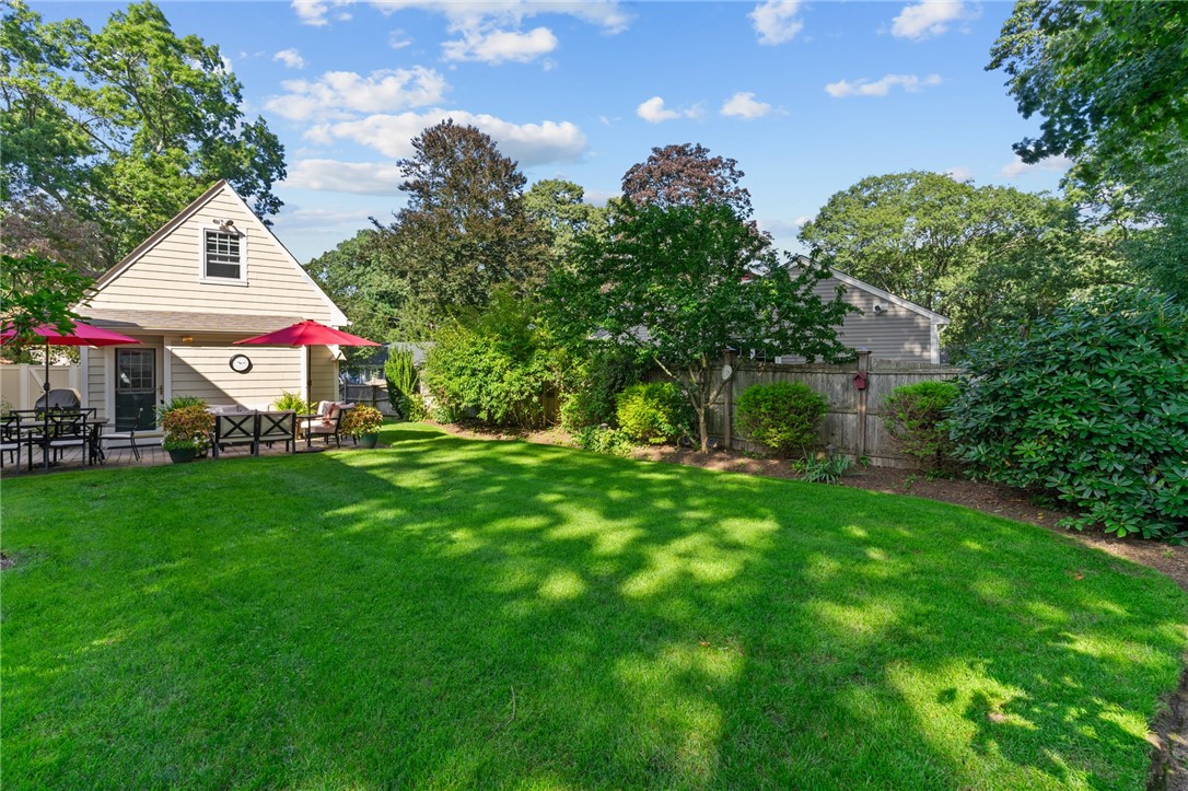 180 Lansdowne Road Warwick, RI 02888 - Photo 40 of 50