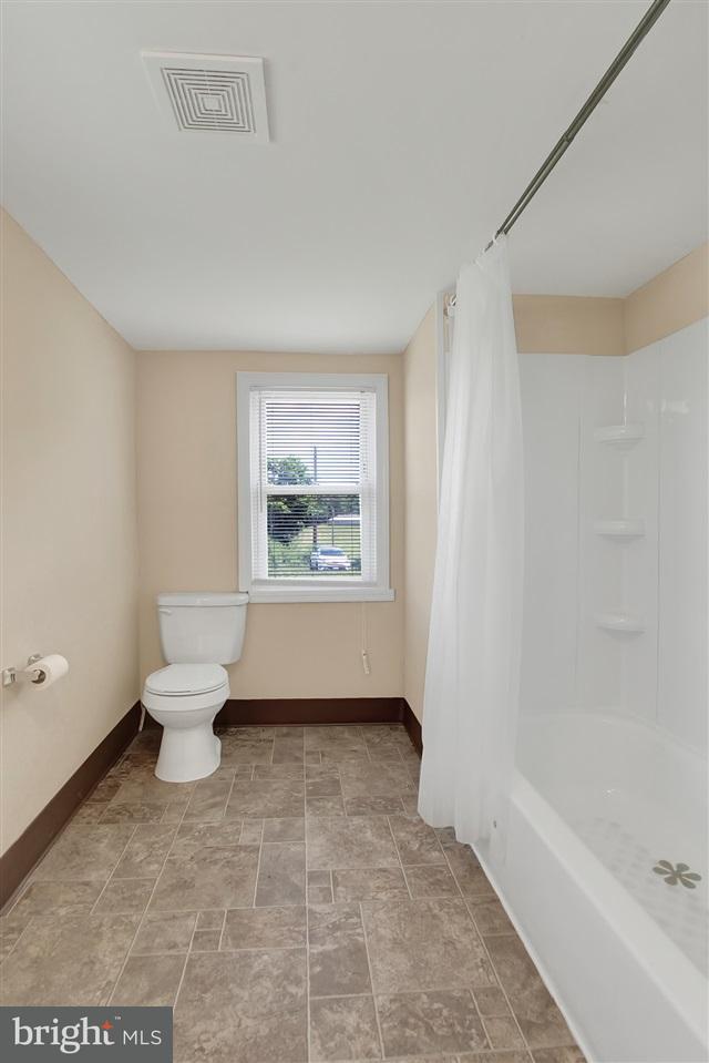 2347 Craley Road Windsor, PA 17366 - Photo 14 of 25