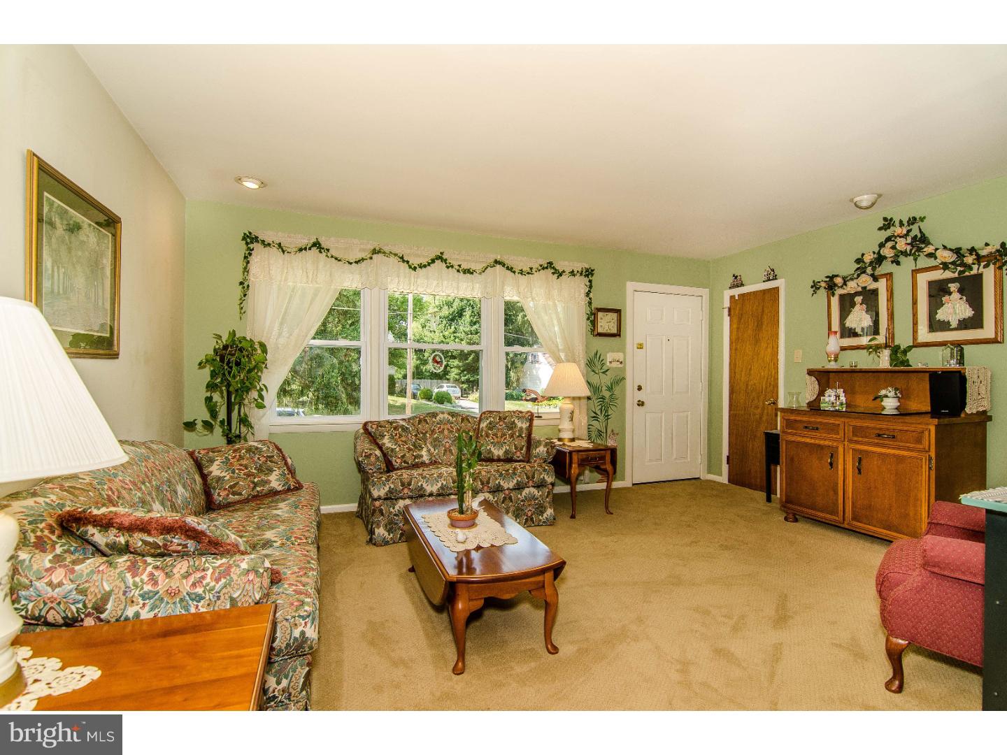 1229 Ridgeview Drive Phoenixville, PA 19460 - Photo 4 of 18 Gallery Image 4