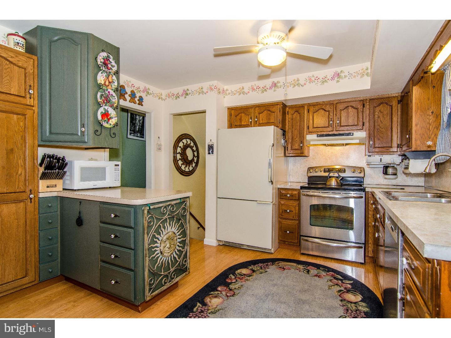 1229 Ridgeview Drive Phoenixville, PA 19460 - Photo 5 of 18 Gallery Image 5