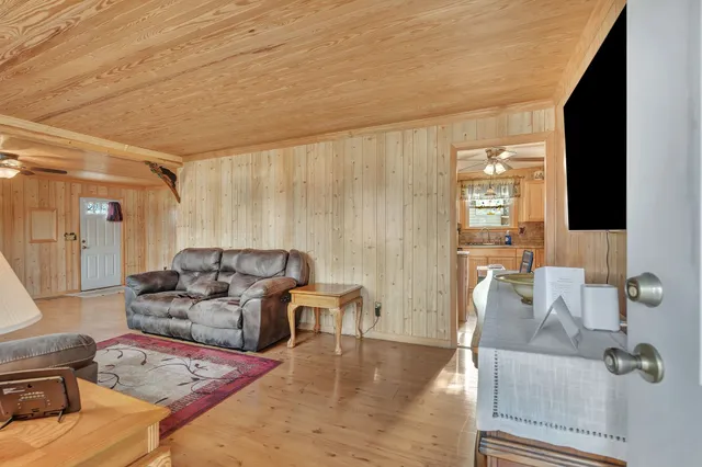 $399,000 | 6810 Longview Drive, Murfreesboro, TN 37129