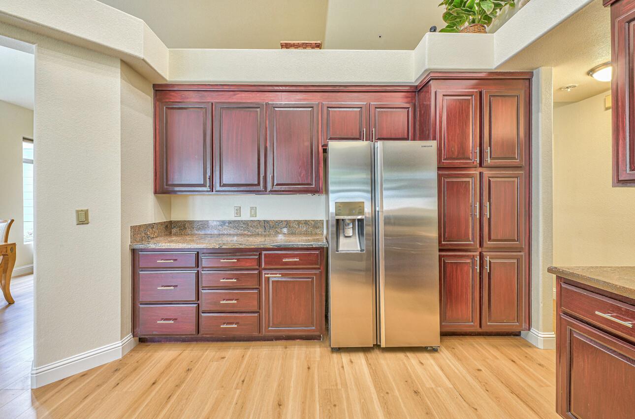 17815 Riverbend Road Salinas, CA 93908 - Photo 9 of 30 Gallery Image 9