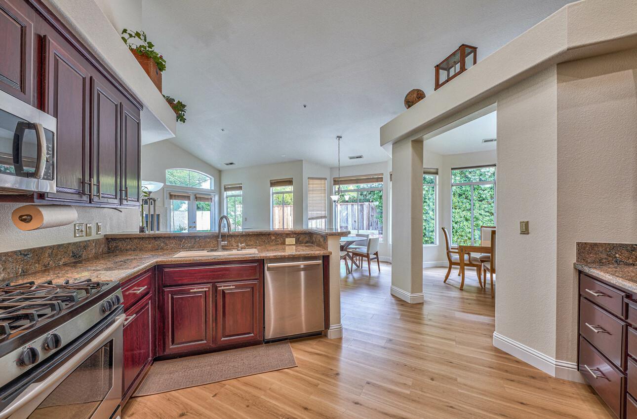 17815 Riverbend Road Salinas, CA 93908 - Photo 10 of 30 Gallery Image 10