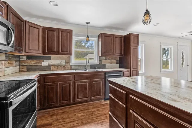 $230,000 | 5466 Cr 5500 N/a Cherryvale Ks 67335 N/a, Cherryvale, KS 67335