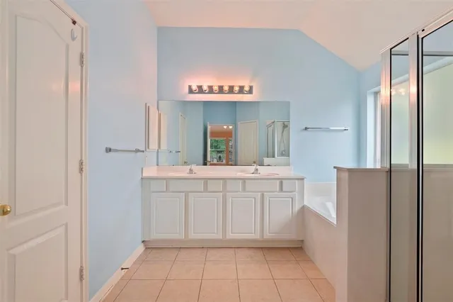 $2,200 | 11618 Columbia Pines Lane, Cypress, TX 77433