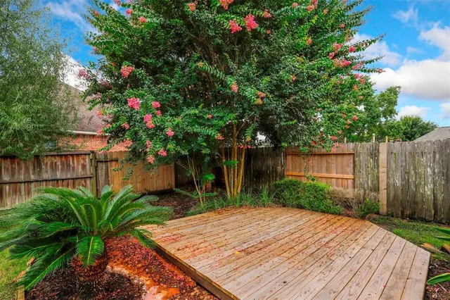 $2,200 | 11618 Columbia Pines Lane, Cypress, TX 77433