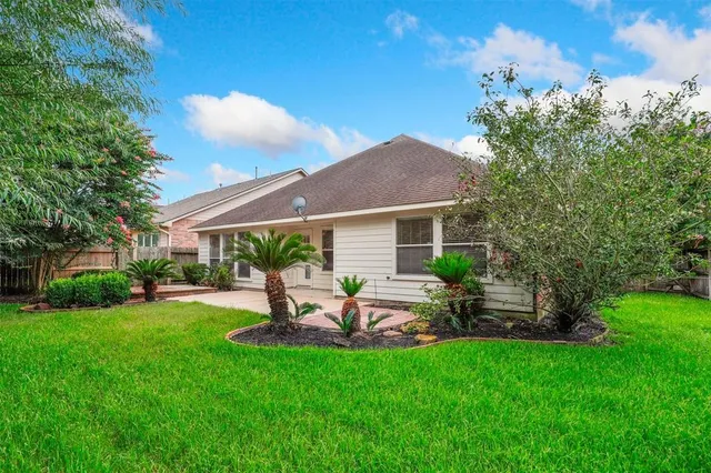 $2,200 | 11618 Columbia Pines Lane, Cypress, TX 77433