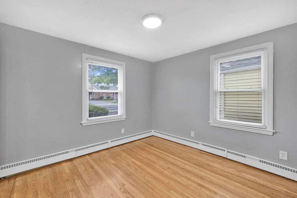 38 Tinkham Road Springfield, MA 01129 - Photo 13 of 34