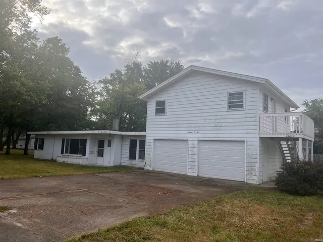 $169,900 | 1901 West Riggin Road, Muncie, IN 47304