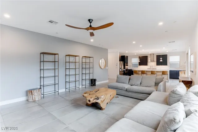 $4,790 | 214 Abbey Hill Street, Henderson, NV 89012