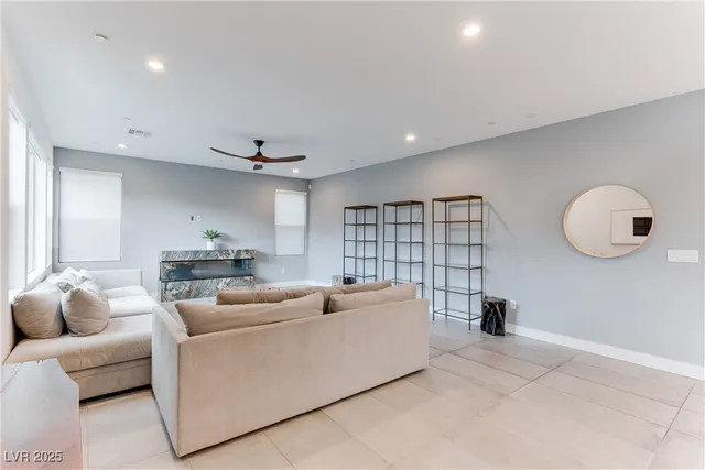 $4,790 | 214 Abbey Hill Street, Henderson, NV 89012