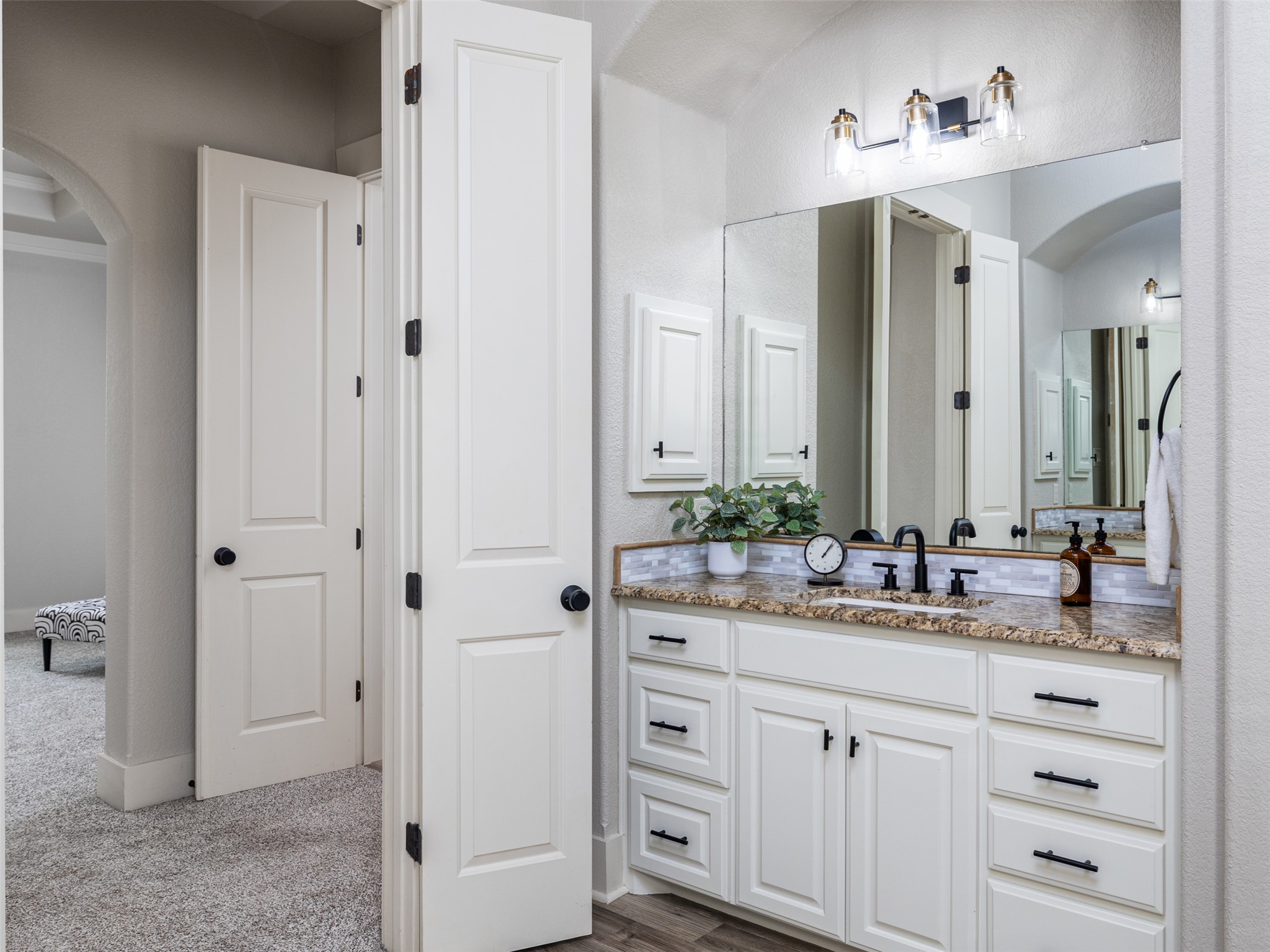 101 Aldea Street Georgetown, TX 78633 - Photo 14 of 40 Along w/ the 2 vanities is a separately enclosed water closet.