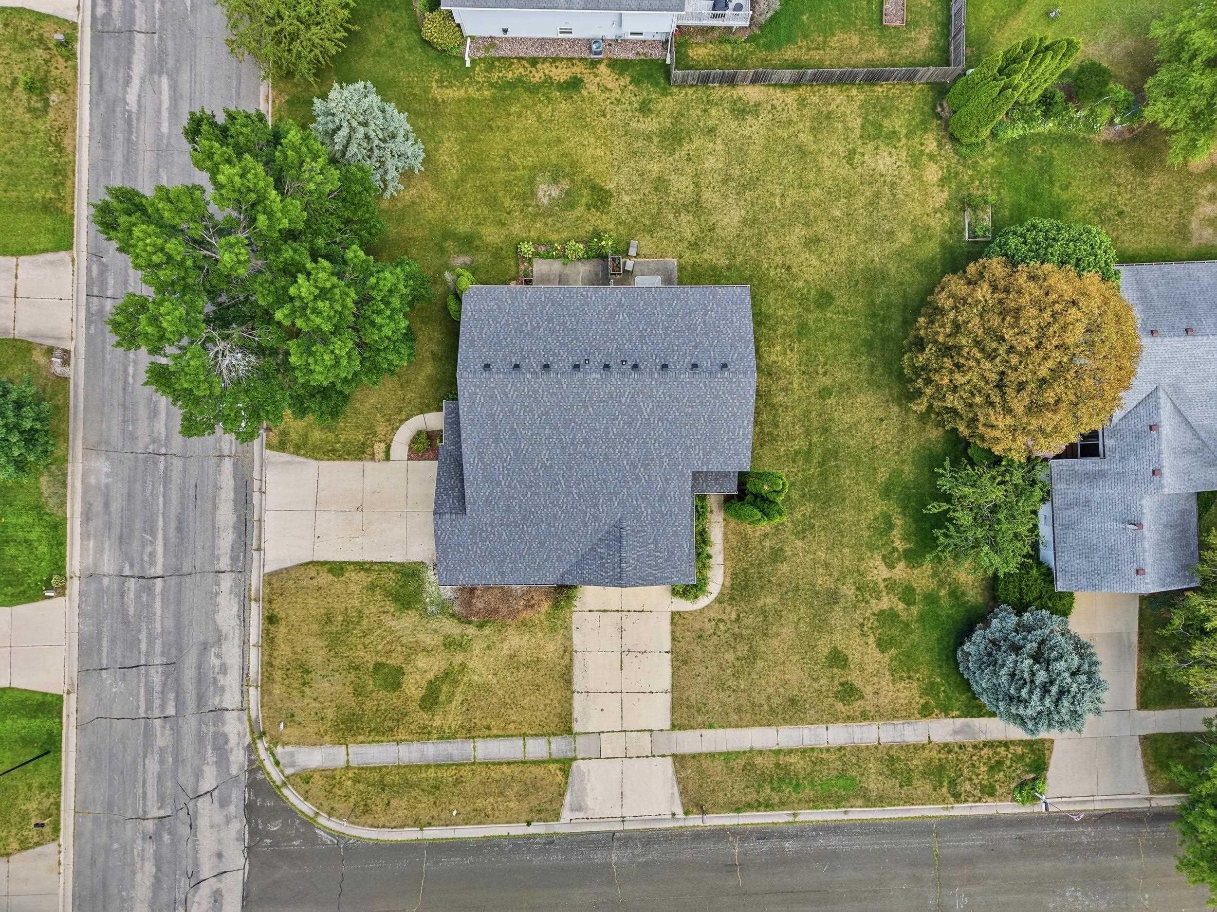 2348 Steven Street Sun Prairie, WI 53590 - Photo 23 of 33 Gallery Image 23