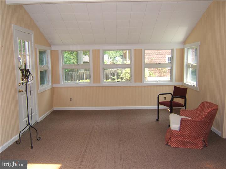 317 Goodley Road Wilmington, DE 19803 - Photo 11 of 19 Sun Room