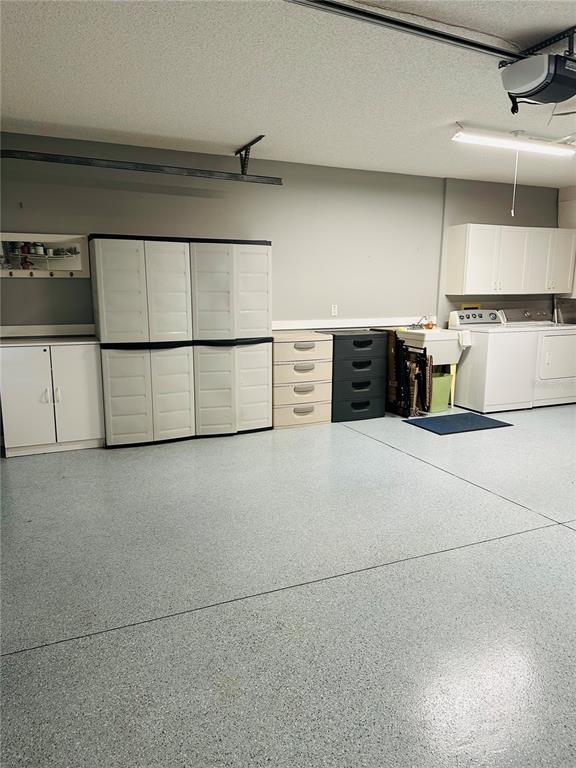 917 Camino Del Rey Drive Lady Lake, FL 32159 - Photo 44 of 46 a view of a garage