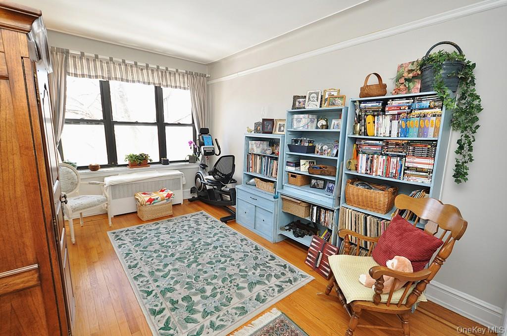 143 Garth Road, Unit 4D Scarsdale, NY 10583 - Photo 27 of 45 The large second bedroom has hardwood floors and overlooks tree lined Garth Road. The bedroom is approx 17'-1" x 10'-3".