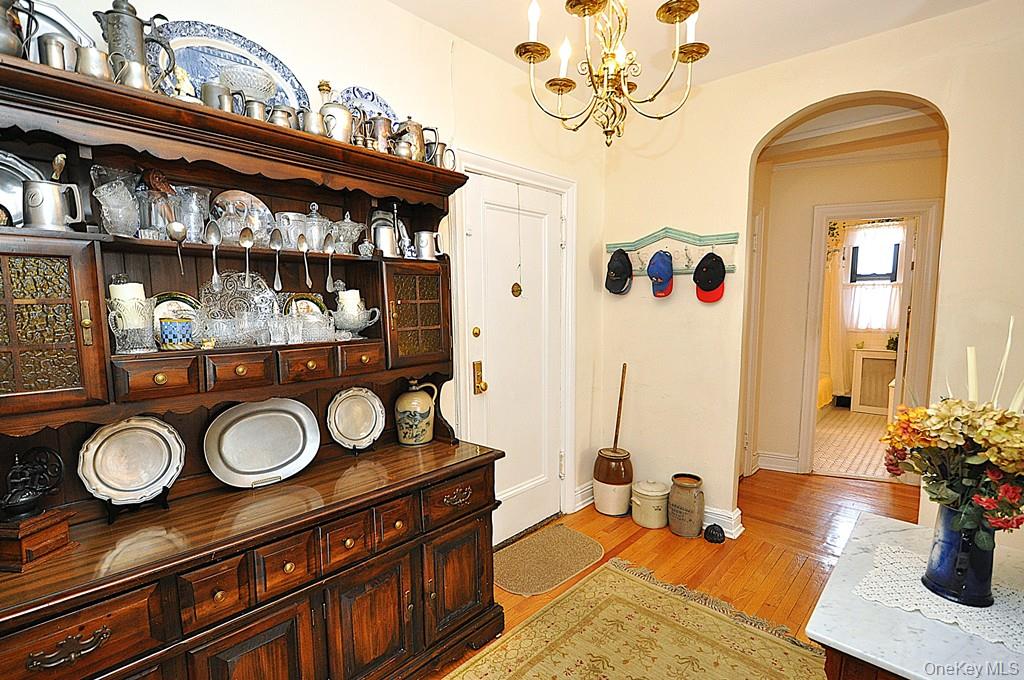 143 Garth Road, Unit 4D Scarsdale, NY 10583 - Photo 35 of 45 Large entry foyer has a cedar walk-in closet. The foyer can also be set up as a home office. The foyer is approx 10'-7" x 10'-1".