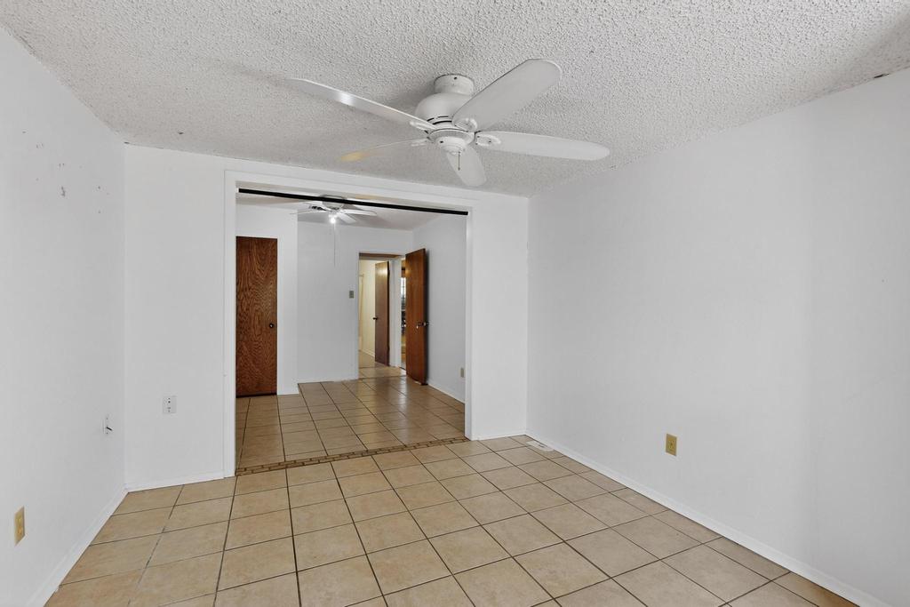5180 Farm To Market Road 972 Granger, TX 76530 - Photo 23 of 39 a view of an empty room