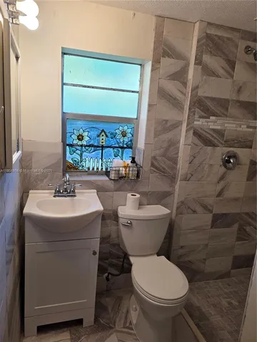 $1,600 | 4321 Kirby Loop Road, Unit 2, Fort Pierce, FL 34981