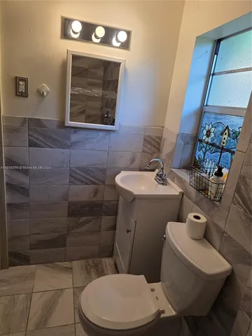 $1,600 | 4321 Kirby Loop Road, Unit 2, Fort Pierce, FL 34981