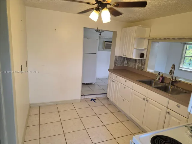 $1,600 | 4321 Kirby Loop Road, Unit 2, Fort Pierce, FL 34981