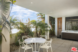 1347 Palisades Beach Road Santa Monica, CA 90401 - Photo 18 of 64