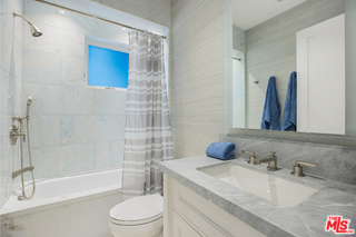 1347 Palisades Beach Road Santa Monica, CA 90401 - Photo 39 of 64