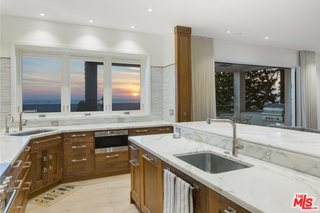 1347 Palisades Beach Road Santa Monica, CA 90401 - Photo 52 of 64