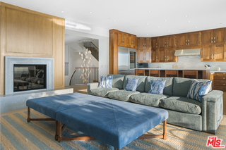 1347 Palisades Beach Road Santa Monica, CA 90401 - Photo 9 of 64