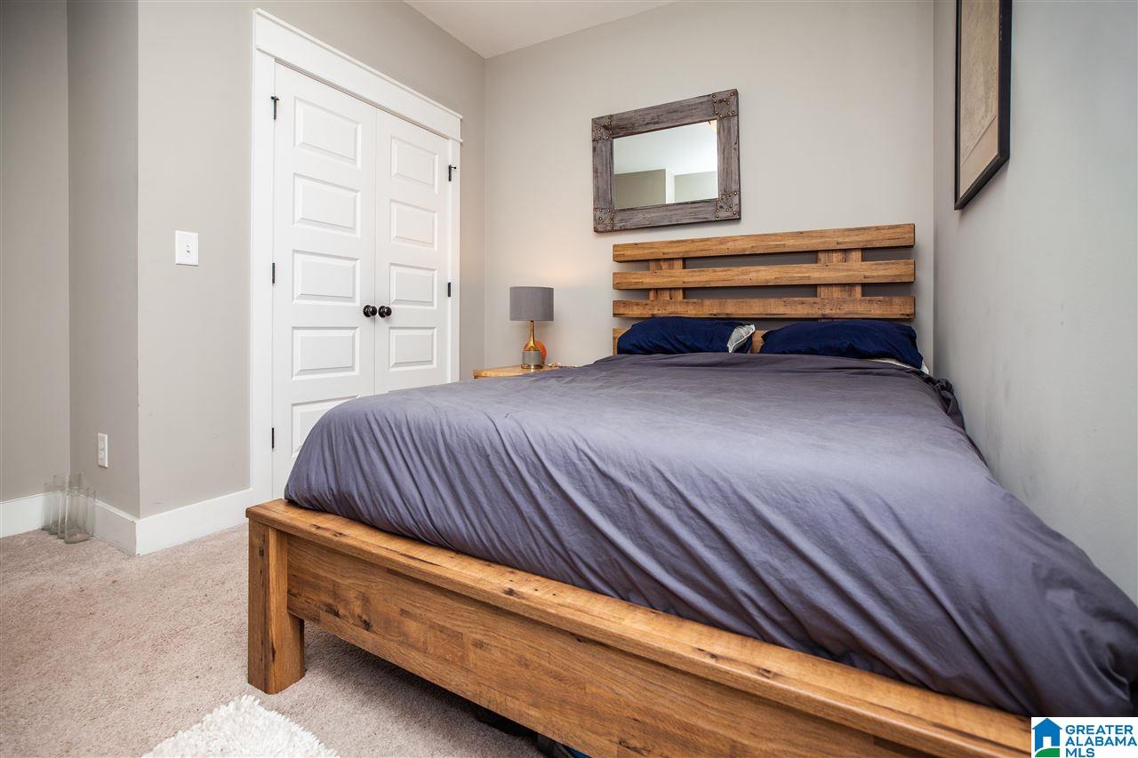 1445 Valley Trace Birmingham, AL 35210 - Photo 23 of 37