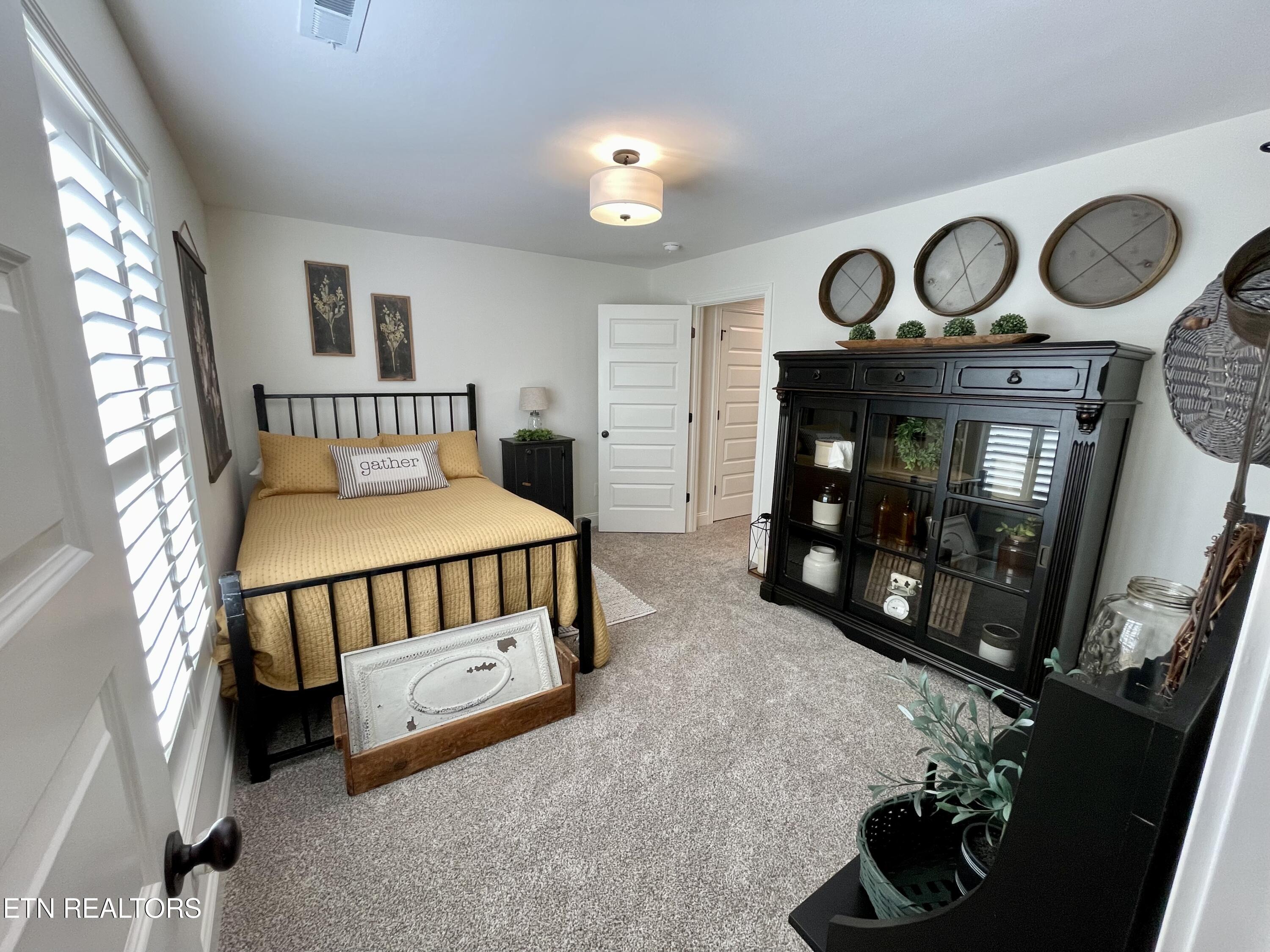 1204 Emerald Forest Lane Powell, TN 37849 - Photo 17 of 42 IMG_1505