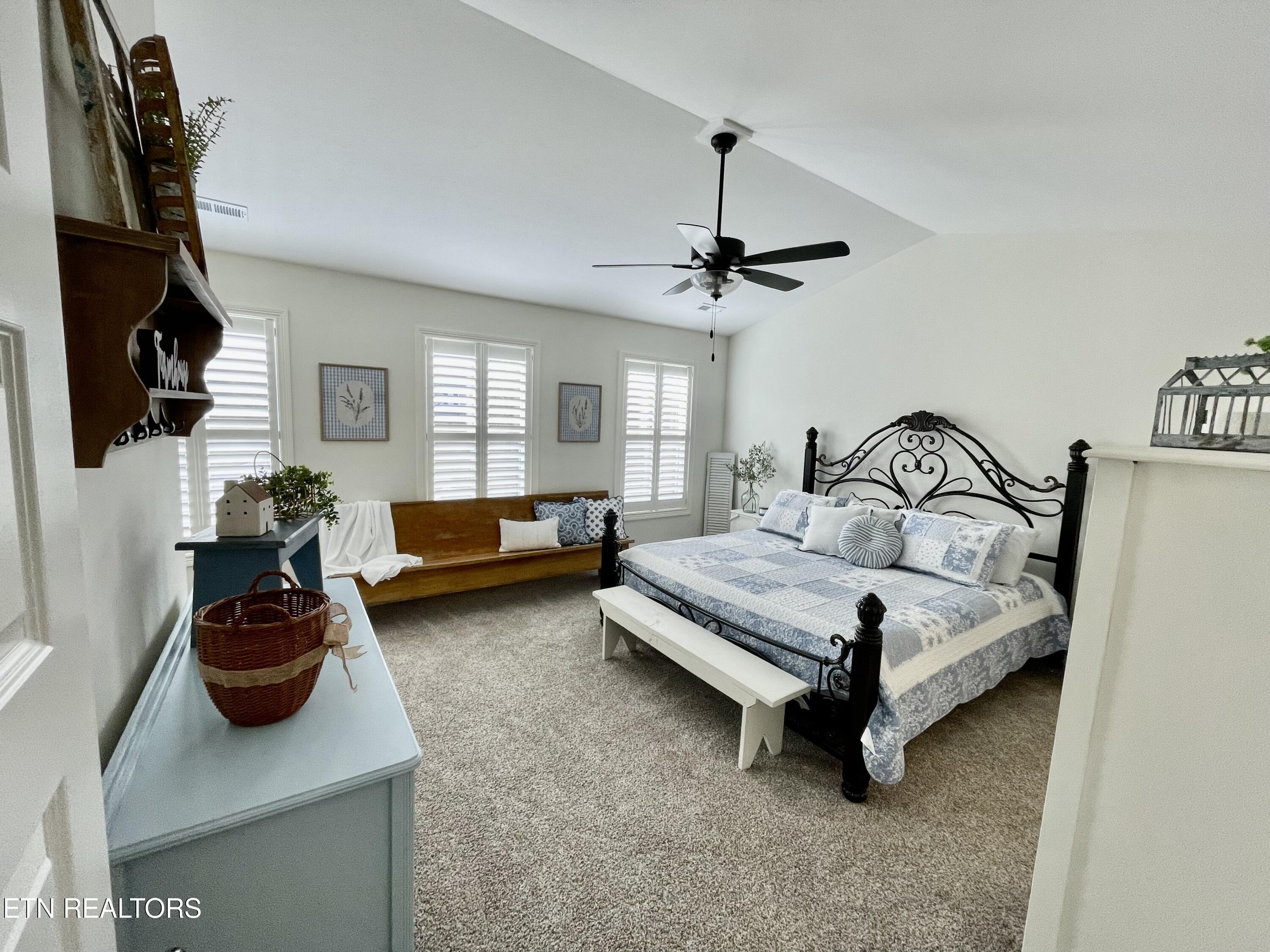 1204 Emerald Forest Lane Powell, TN 37849 - Photo 24 of 42 IMG_1491