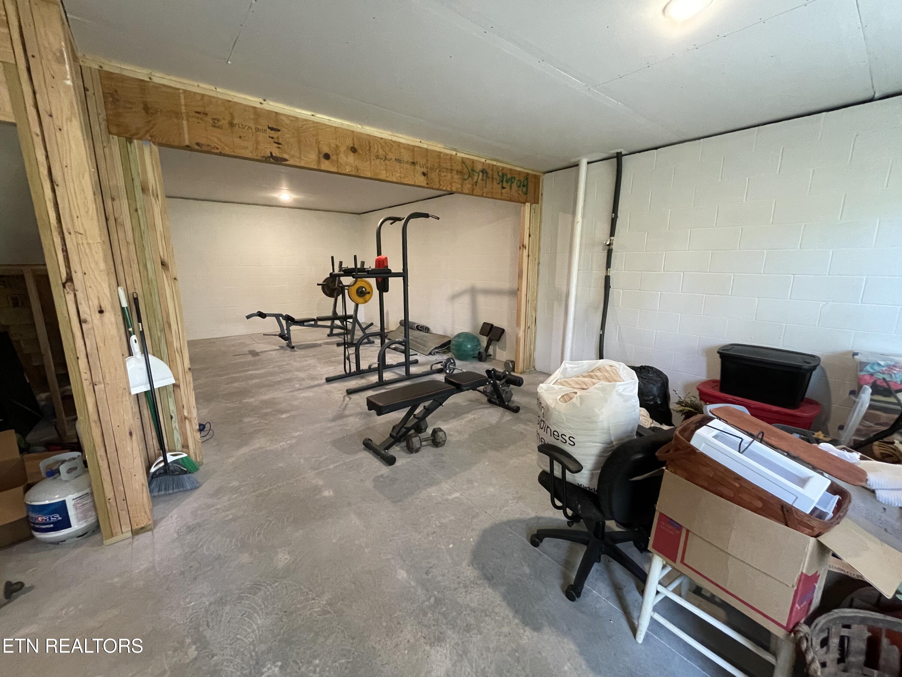 1204 Emerald Forest Lane Powell, TN 37849 - Photo 40 of 42 IMG_1572