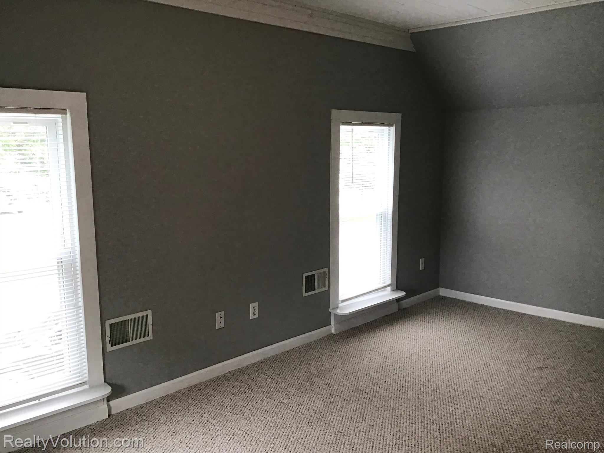 4069 South Mill Road Dryden, MI 48428 - Photo 21 of 25 upstairs bedroom 1