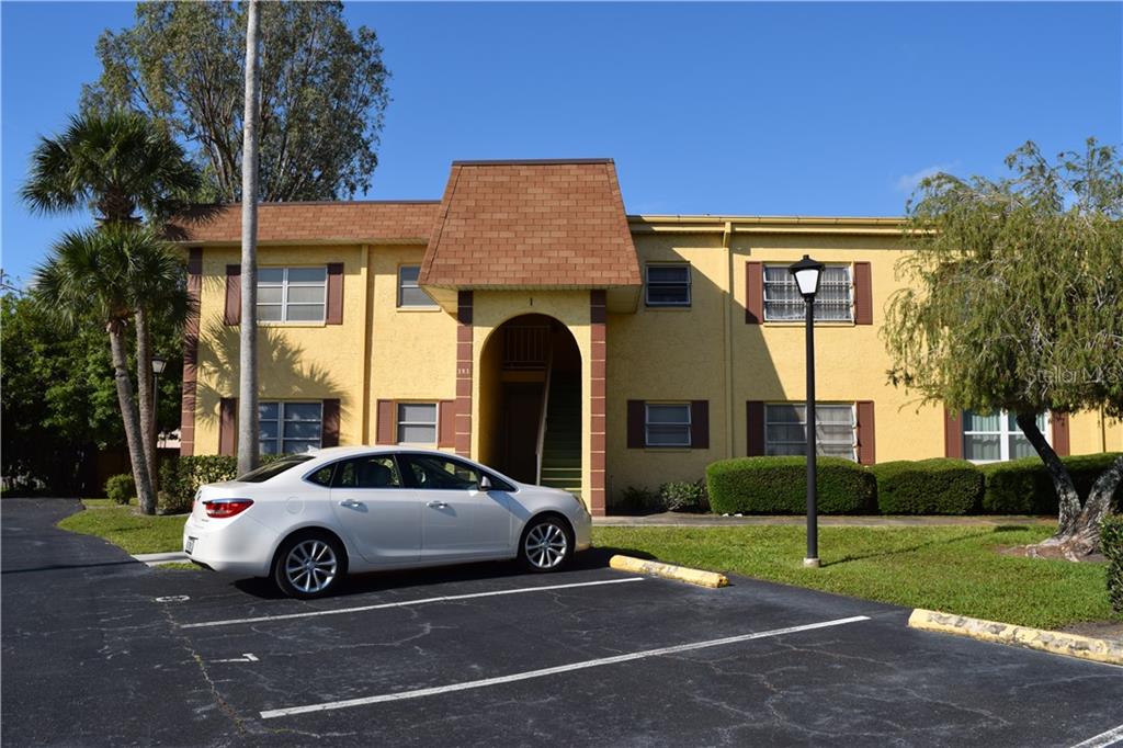 Exterior of your building (393) Unit 4