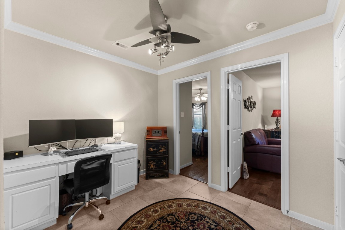 4618 Countrypines Drive Spring, TX 77388 - Photo 25 of 48 a view of a workspace with a workspace