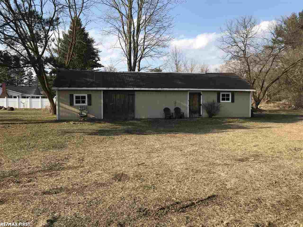 2447 Bauman Road Columbus, MI 48063 - Photo 9 of 13 31344568-8.JPG