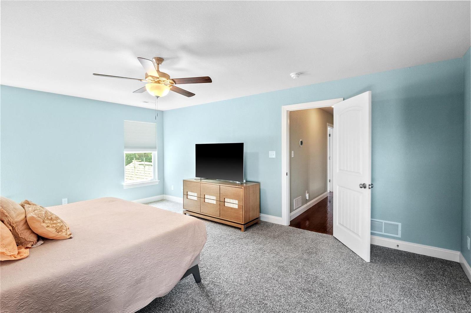 337 Meadowbrook Drive Ballwin, MO 63011 - Photo 18 of 58