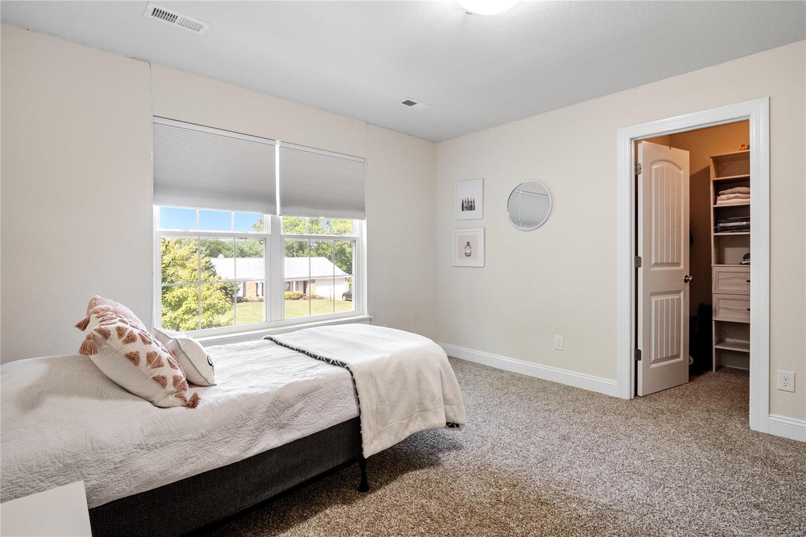 337 Meadowbrook Drive Ballwin, MO 63011 - Photo 24 of 58