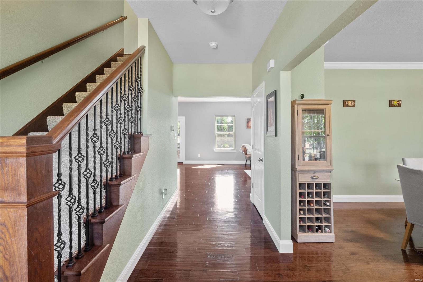 337 Meadowbrook Drive Ballwin, MO 63011 - Photo 4 of 58