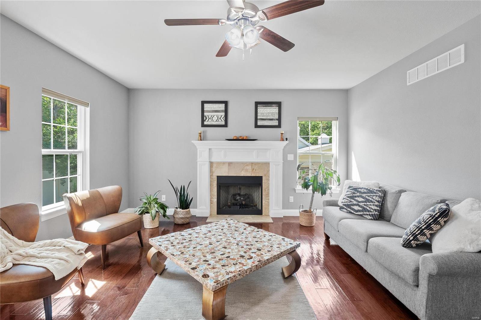 337 Meadowbrook Drive Ballwin, MO 63011 - Photo 8 of 58