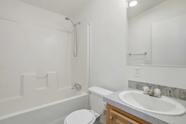 $365,000 | 41210 North Whitetail Lane, Elk, WA 99009