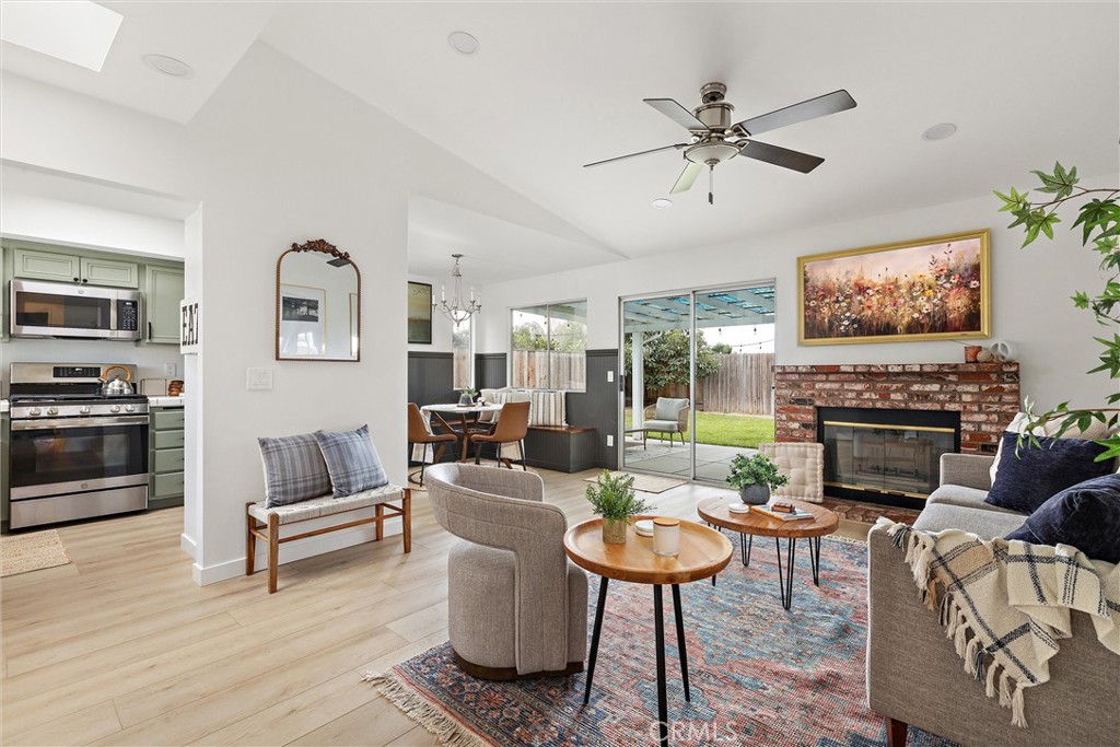 330 Kestrel Way Nipomo, CA 93444 - Photo 5 of 38