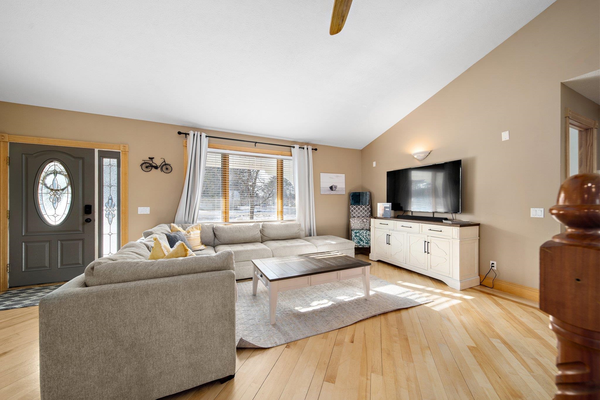2075 Conetree Road Traverse City, MI 49685 - Photo 17 of 26 1897678-16.JPG