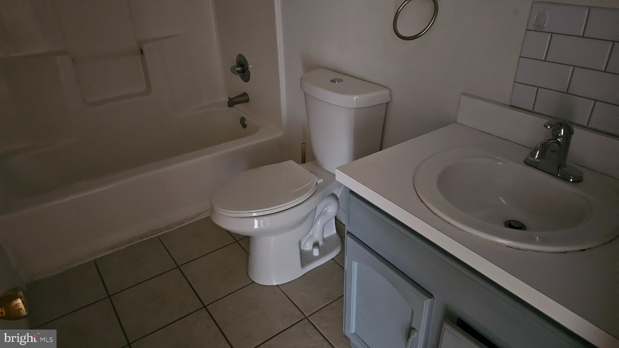 9428 Woodbridge Road, Unit 2 Philadelphia, PA 19114 - Photo 12 of 24