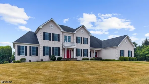 $1,200,000 | 10 Claridge Lane, Flemington, NJ 08822