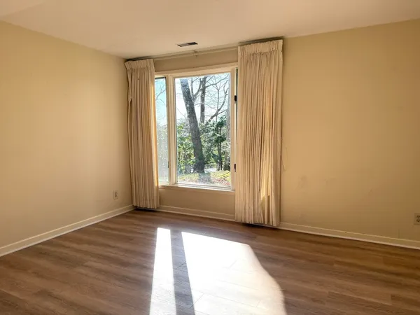 $8,500 | 69 Crestwood Road, Newton, MA 02465