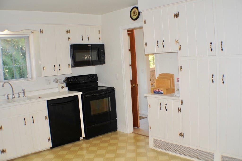 165 Sea Road Kennebunk, ME 04043 - Photo 14 of 35 Photo